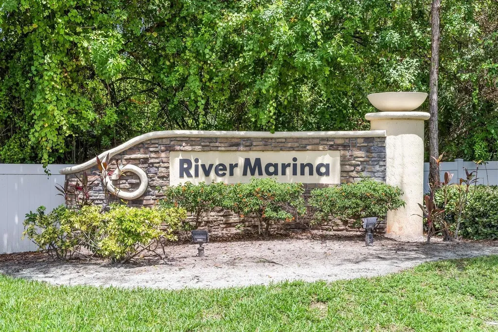 9500 SW Otter Lane Stuart FL 34997