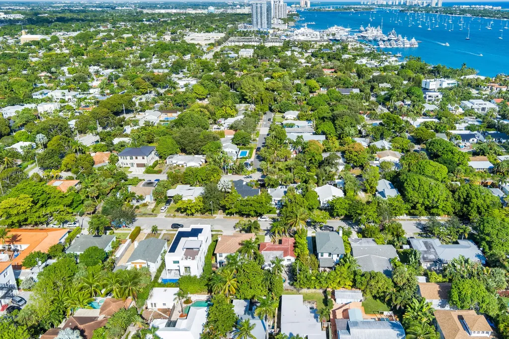 244 31st Street West Palm Beach FL 33407
