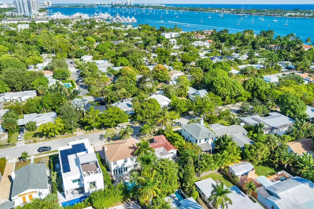 244 31st Street West Palm Beach FL 33407