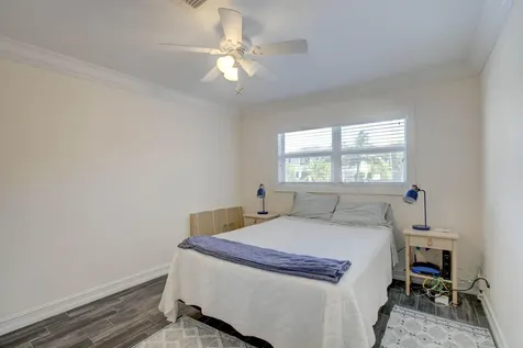 1920 Waters Edge Pompano Beach FL 33062