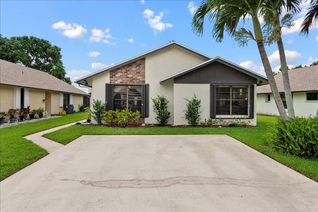 1430 Pines Lane West Palm Beach FL 33415