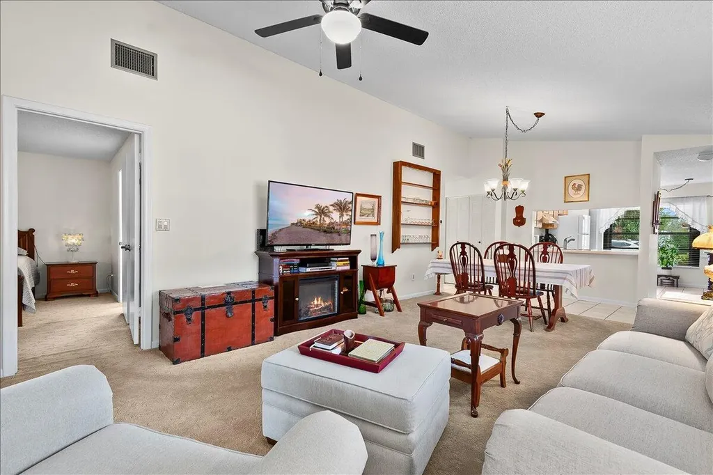 1430 Pines Lane West Palm Beach FL 33415