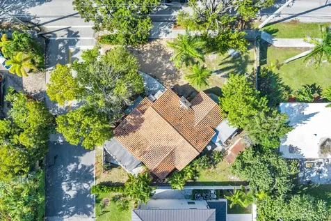 383 31st Court West Palm Beach FL 33407