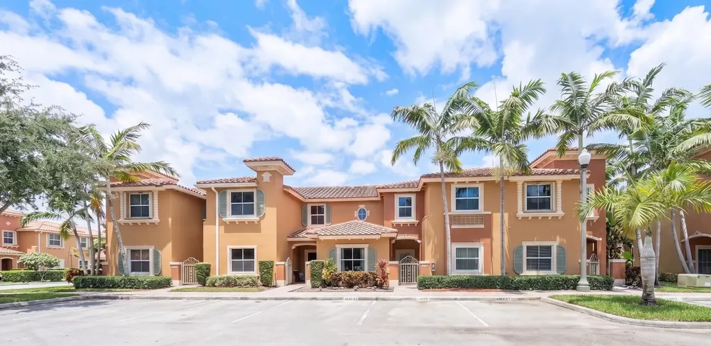 2154 Siena Way Hollywood FL 33021