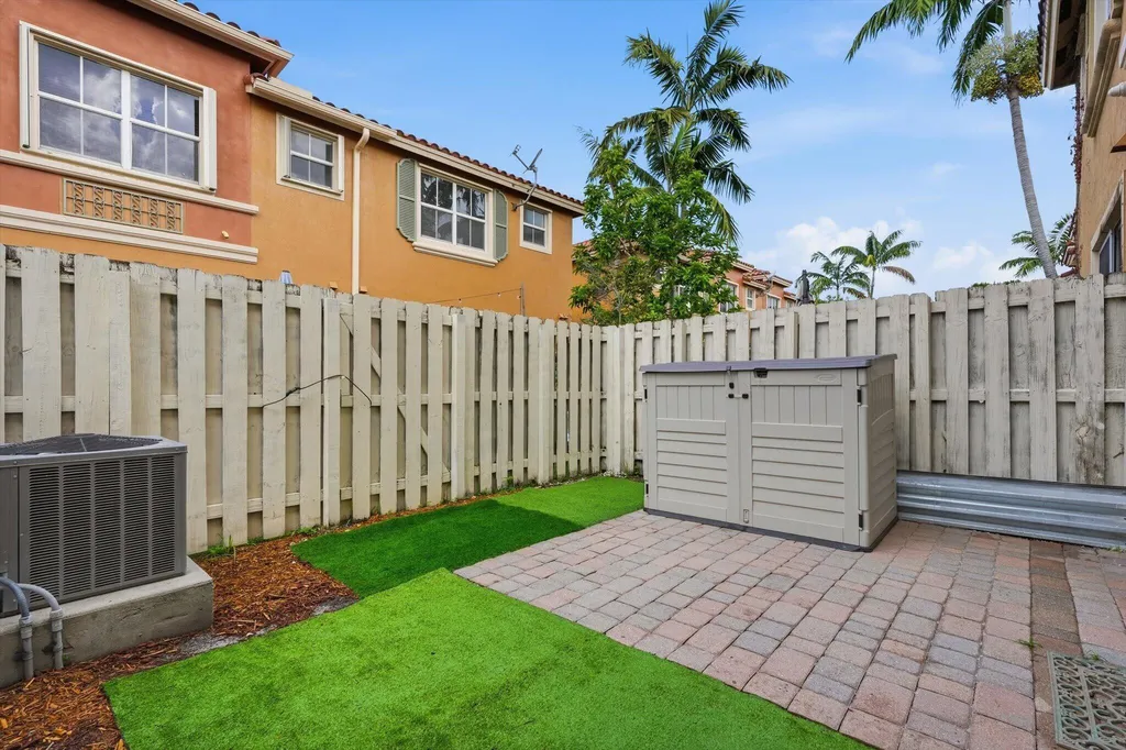 2154 Siena Way Hollywood FL 33021
