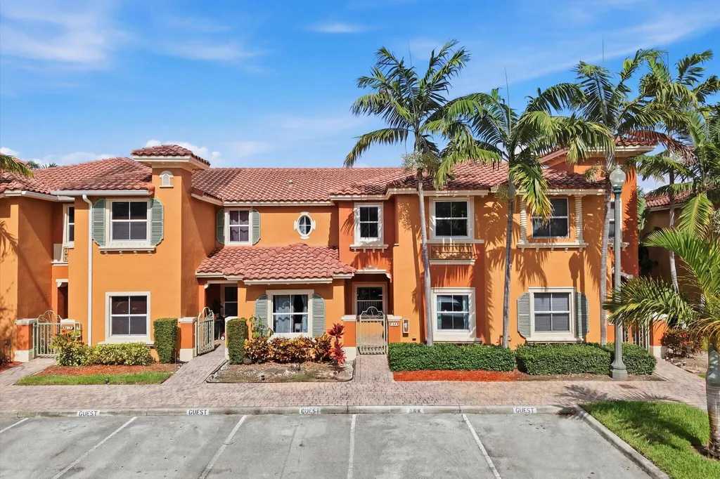 2154 Siena Way Hollywood FL 33021