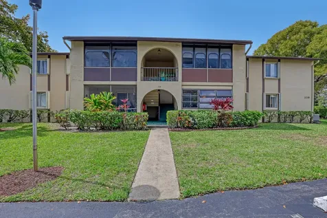 339 Pine Ridge Circle Greenacres FL 33463