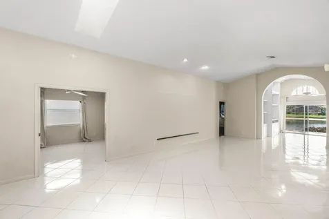 9763 Harbour Lake Circle S Boynton Beach FL 33437