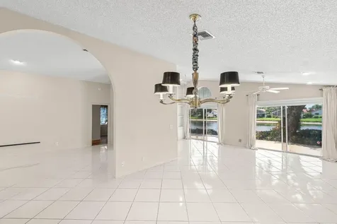 9763 Harbour Lake Circle S Boynton Beach FL 33437