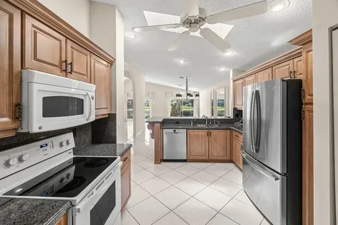 9763 Harbour Lake Circle S Boynton Beach FL 33437
