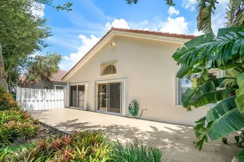 9763 Harbour Lake Circle S Boynton Beach FL 33437