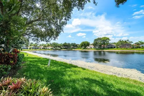 9763 Harbour Lake Circle S Boynton Beach FL 33437