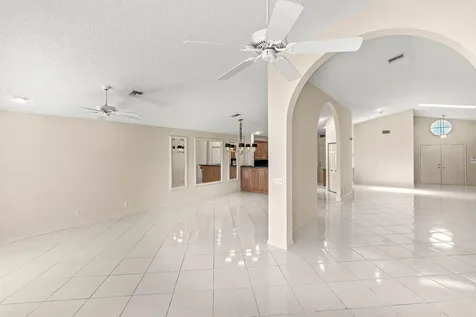 9763 Harbour Lake Circle S Boynton Beach FL 33437