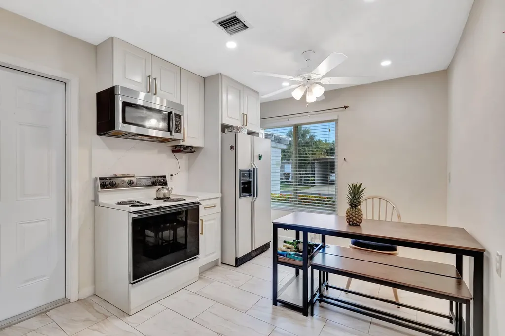 14882 Wildflower Lane Delray Beach FL 33446