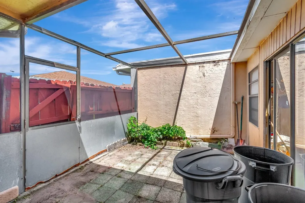 14882 Wildflower Lane Delray Beach FL 33446