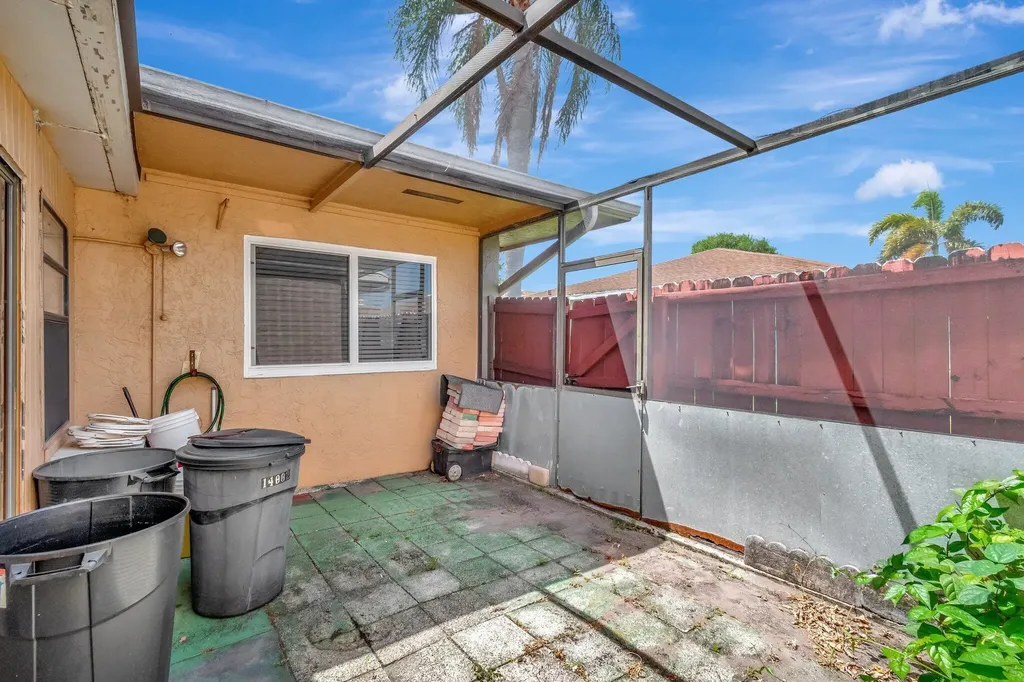 14882 Wildflower Lane Delray Beach FL 33446
