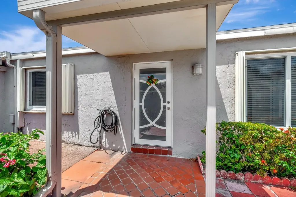 14882 Wildflower Lane Delray Beach FL 33446