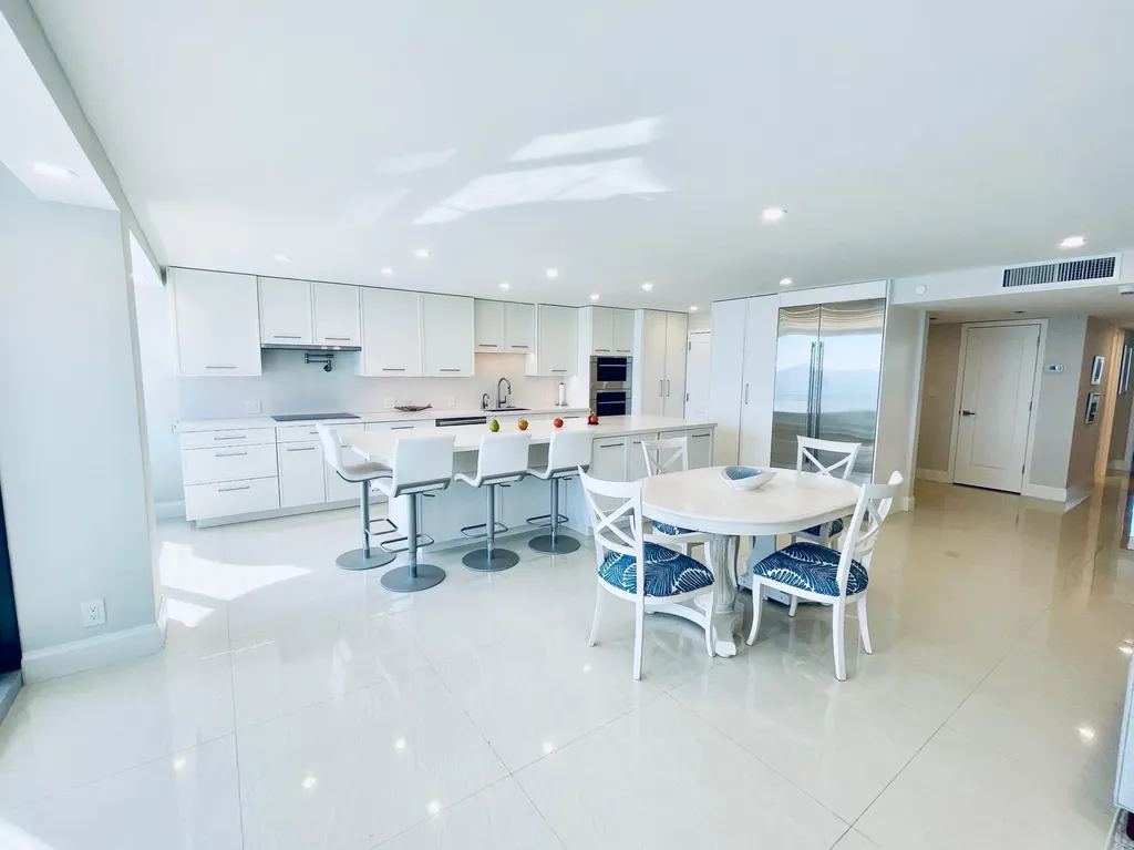 250 S Ocean Boulevard Boca Raton FL 33432
