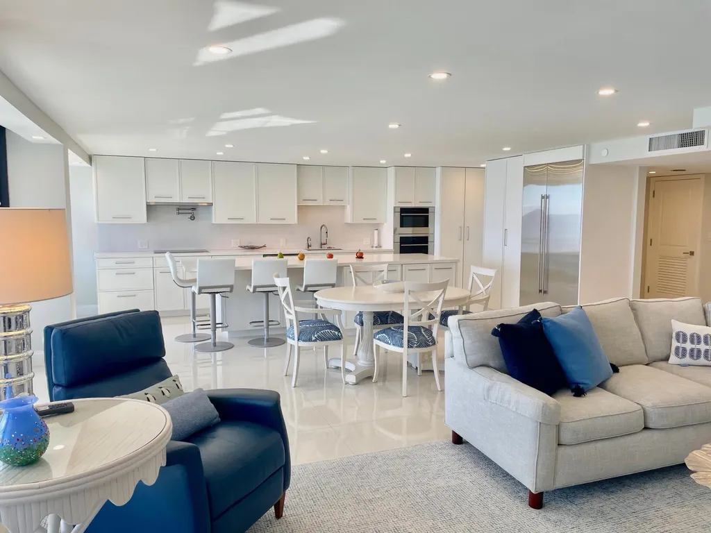 250 S Ocean Boulevard Boca Raton FL 33432