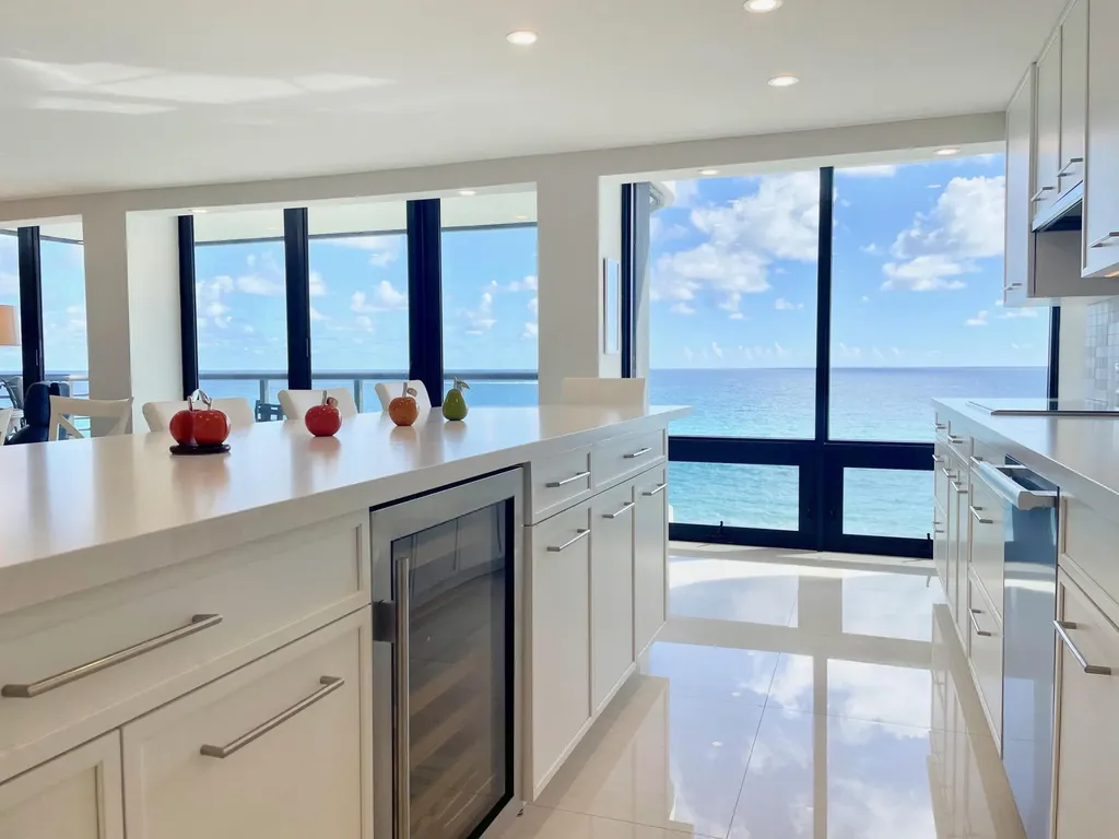 250 S Ocean Boulevard Boca Raton FL 33432