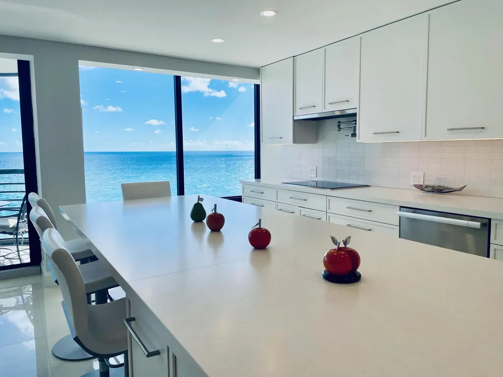 250 S Ocean Boulevard Boca Raton FL 33432