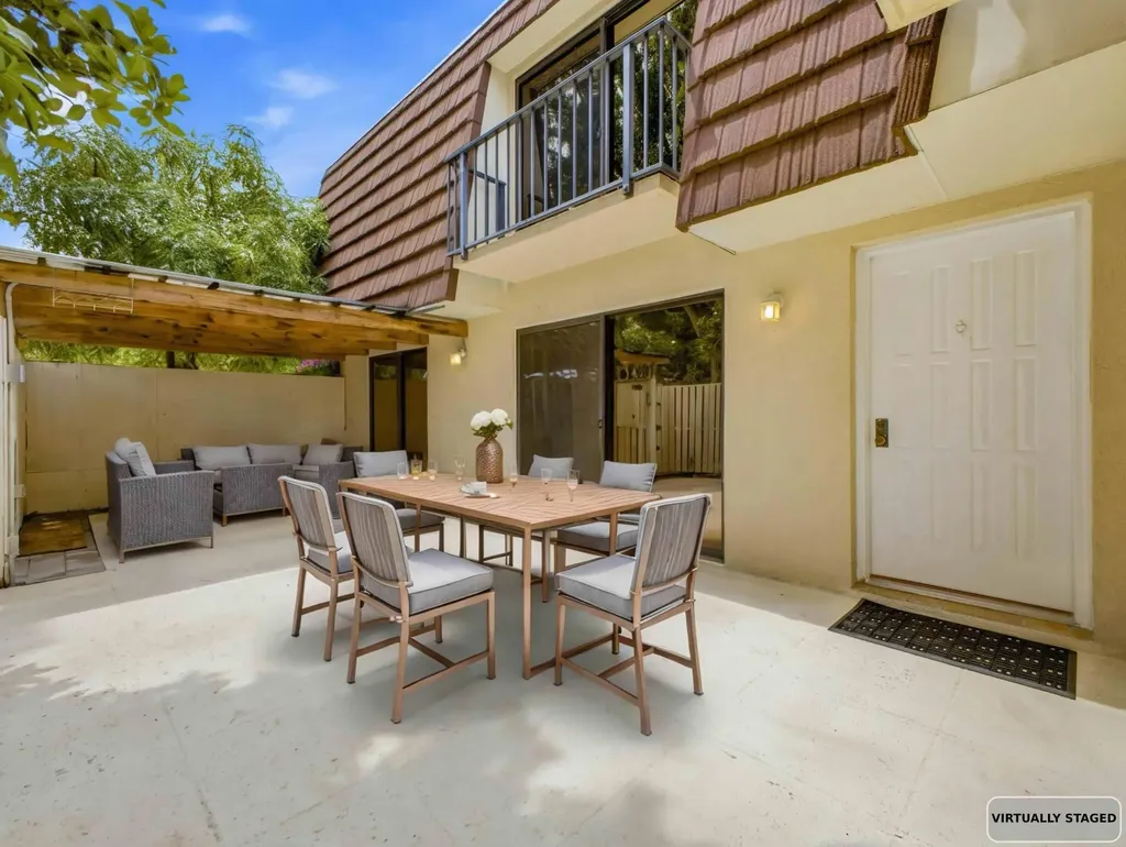 2213 22nd Lane Palm Beach Gardens FL 33418