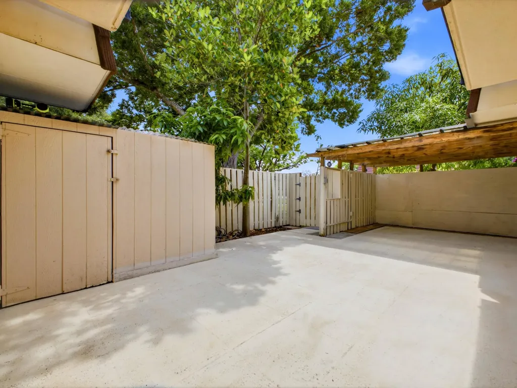 2213 22nd Lane Palm Beach Gardens FL 33418