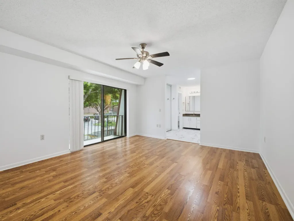 2213 22nd Lane Palm Beach Gardens FL 33418