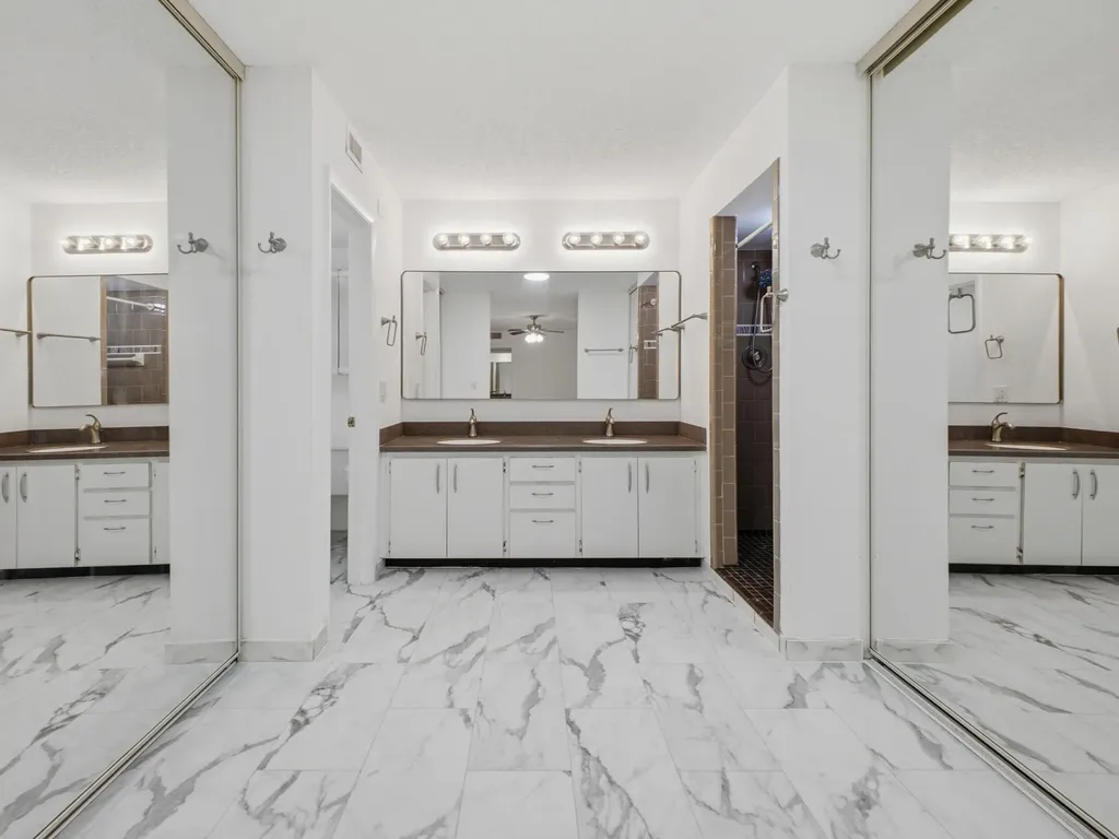 2213 22nd Lane Palm Beach Gardens FL 33418
