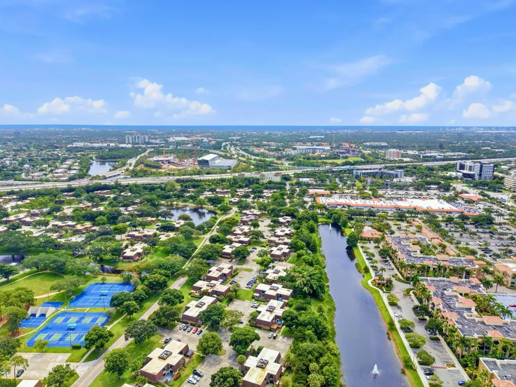 2213 22nd Lane Palm Beach Gardens FL 33418