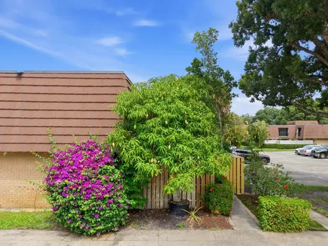 2213 22nd Lane Palm Beach Gardens FL 33418