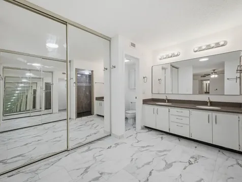 2213 22nd Lane Palm Beach Gardens FL 33418