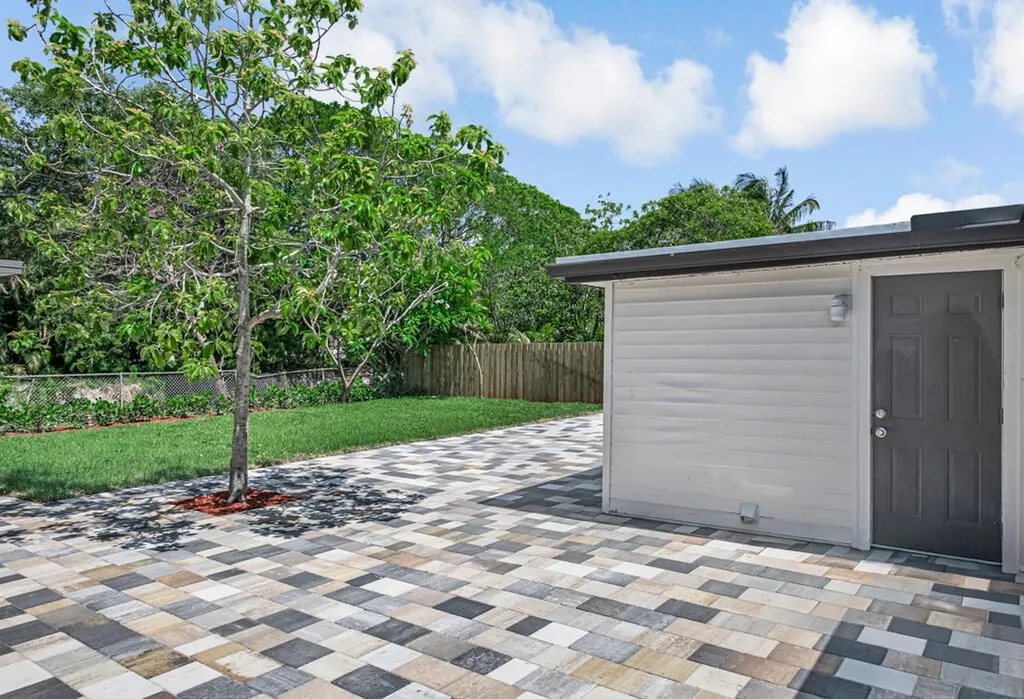 12063 Acapulco Avenue Palm Beach Gardens FL 33410