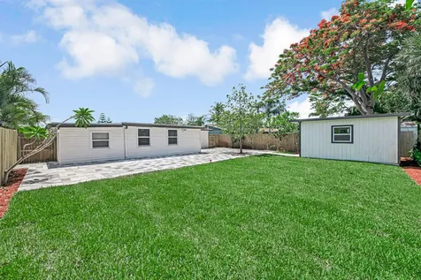 12063 Acapulco Avenue Palm Beach Gardens FL 33410
