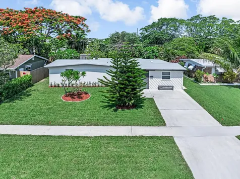 12063 Acapulco Avenue Palm Beach Gardens FL 33410