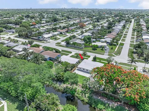 12063 Acapulco Avenue Palm Beach Gardens FL 33410