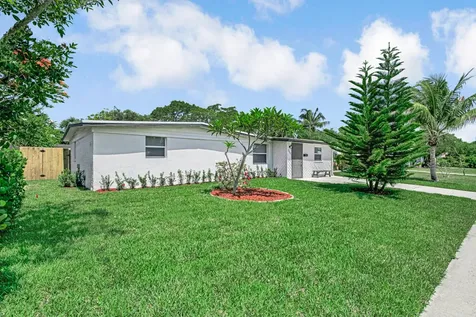 12063 Acapulco Avenue Palm Beach Gardens FL 33410