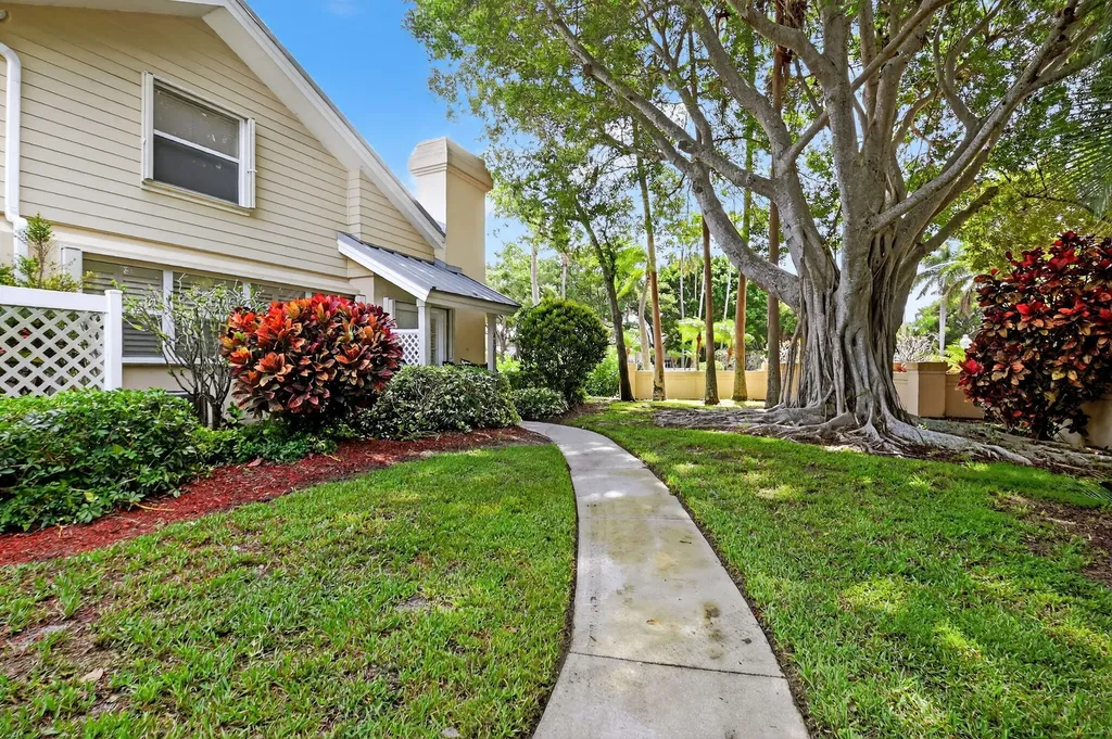 203 Andover Court Boynton Beach FL 33436