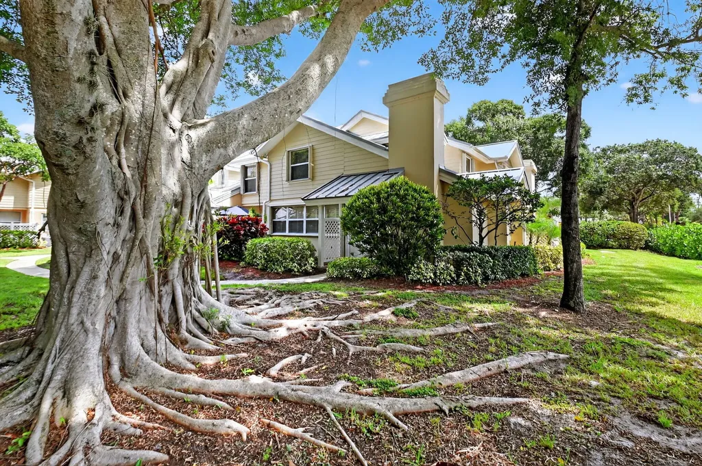 203 Andover Court Boynton Beach FL 33436