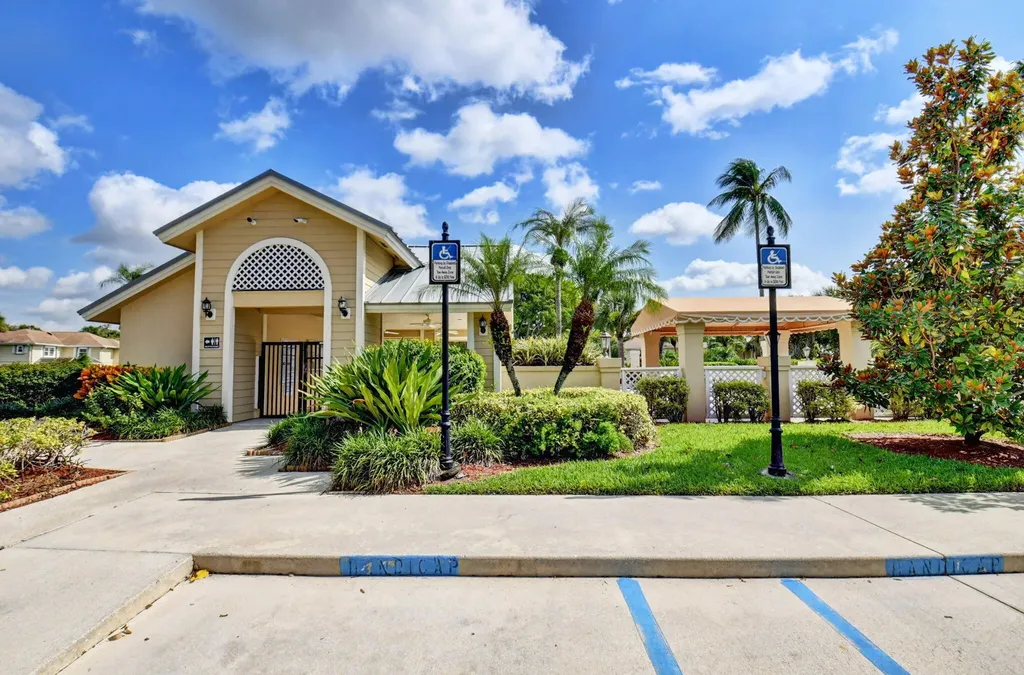 203 Andover Court Boynton Beach FL 33436
