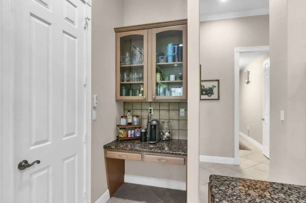 5730 NW 66th Way Parkland FL 33067
