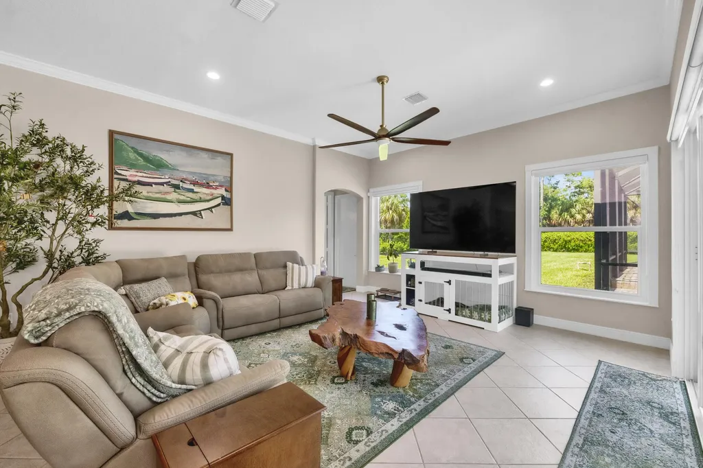 5730 NW 66th Way Parkland FL 33067