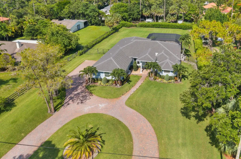 5730 NW 66th Way Parkland FL 33067