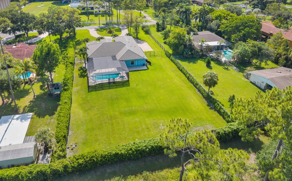 5730 NW 66th Way Parkland FL 33067