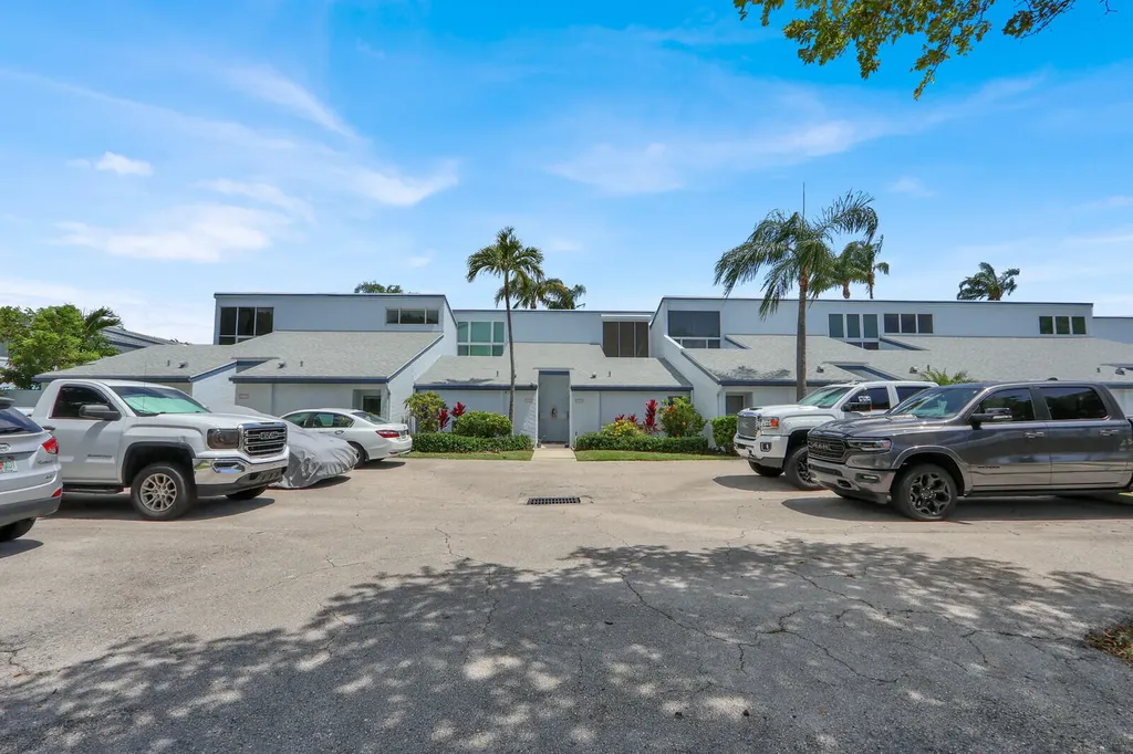 129 Lehane Terrace North Palm Beach FL 33408