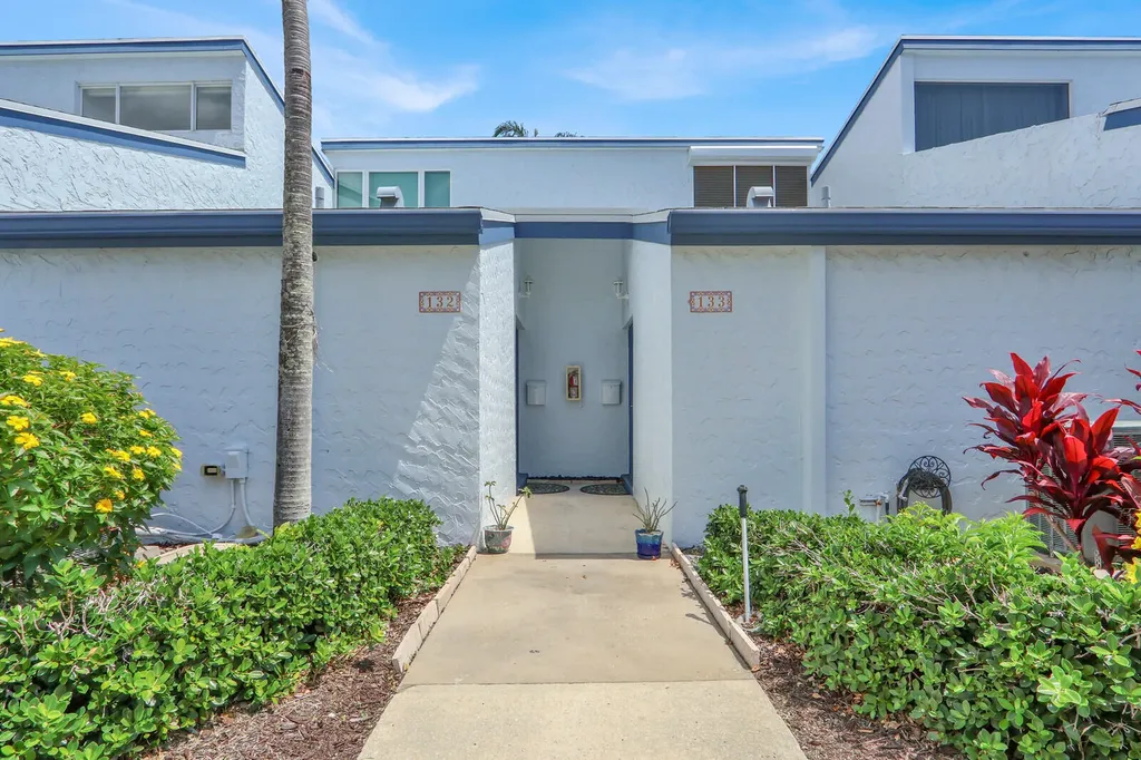 129 Lehane Terrace North Palm Beach FL 33408