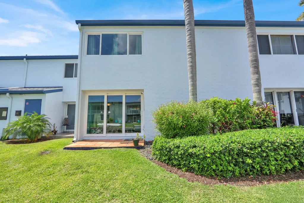 129 Lehane Terrace North Palm Beach FL 33408