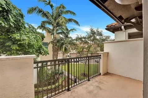 2930 Cascada Isle Way Cooper City FL 33024