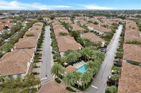 2930 Cascada Isle Way Cooper City FL 33024
