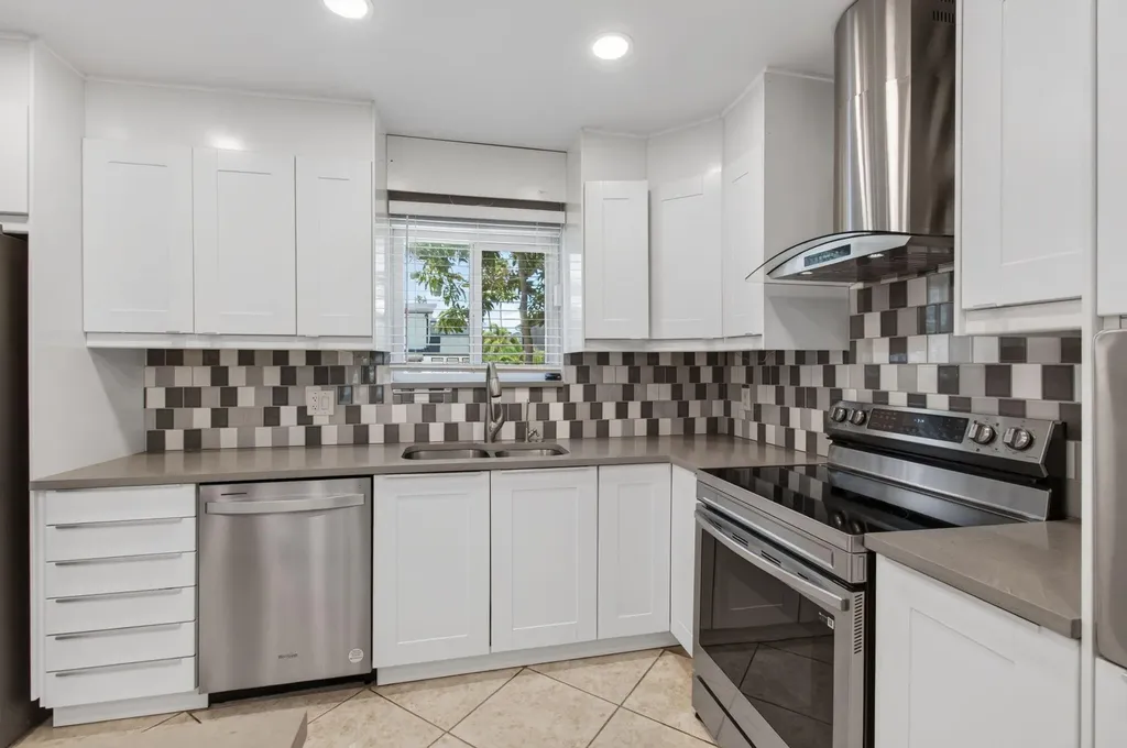 2388 Zeder Avenue Delray Beach FL 33444